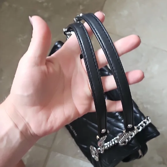 Michael Kors Black Geometric Quilted Shoulder Bag - Picture 11 of 16